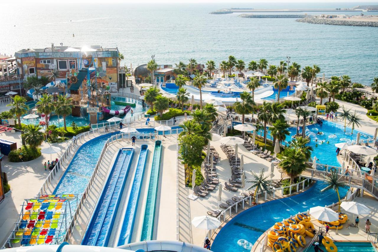 Moevenpick Hotel & Apartments Bur Dubaj Kültér fotó Aerial view of Atlantis Waterpark